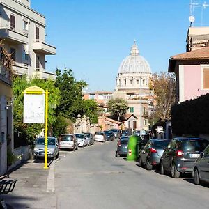 HostMe Gardenhouse Vaticano